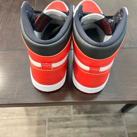 Nike Air Jordan 1 Retro OG Shoes - Picture 4 of 5